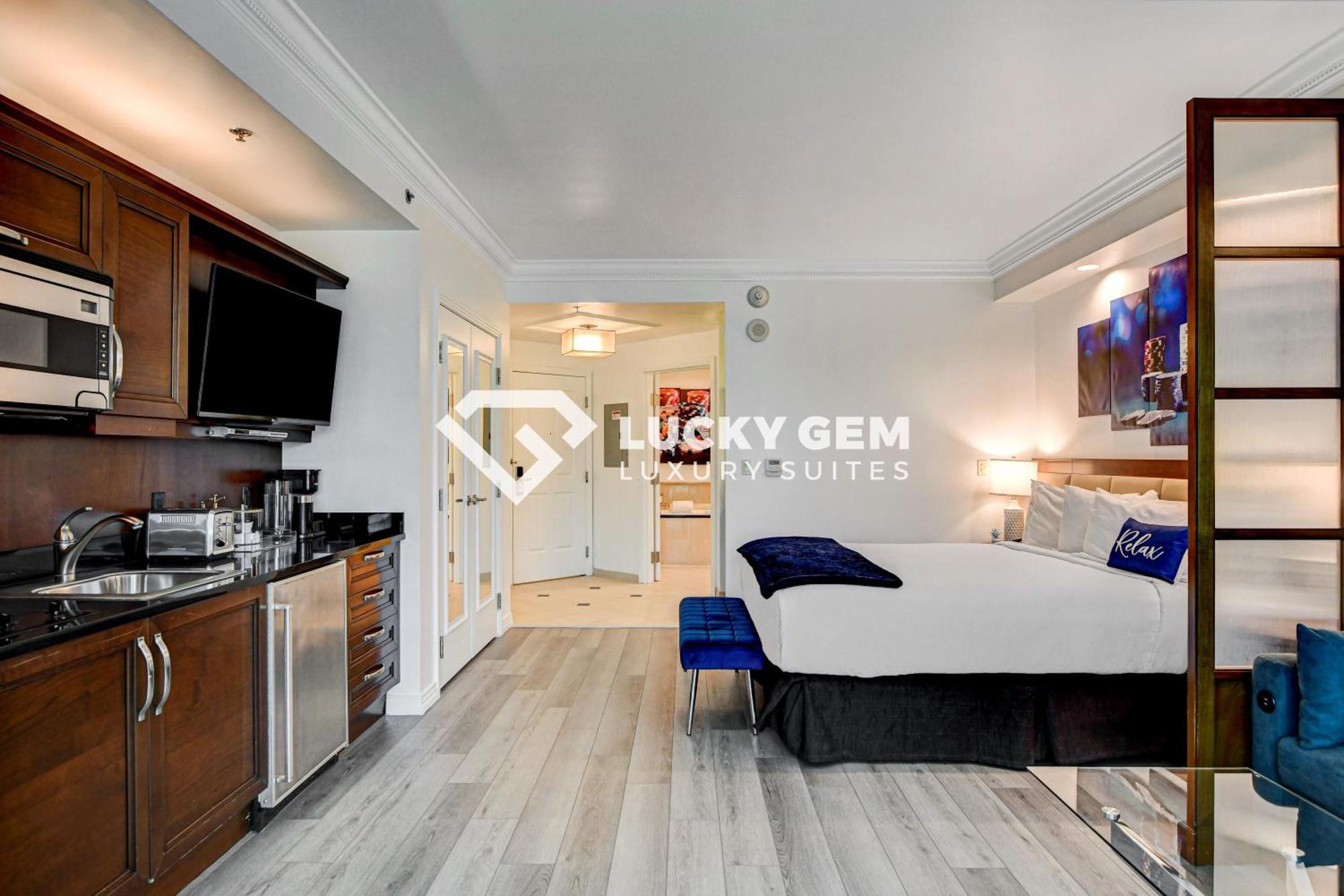 Lucky Gem Penthouse & Luxury At Signature Resort, Balcony Strip View 2605 Hotel 5*